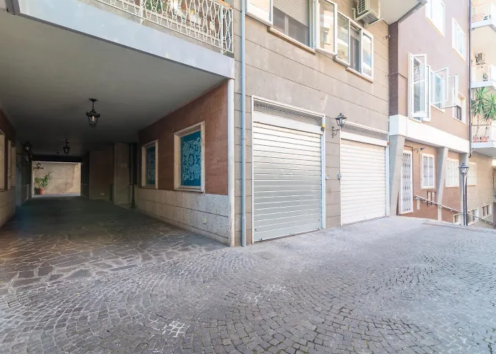 Ponte Milvio A Due Passi Da Musica, Sport E Movida